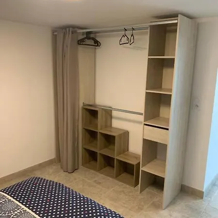 Apartment Terre De Lumiere 2. *